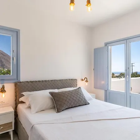 Santorossa Luxury Villas Emporio  Exterior photo