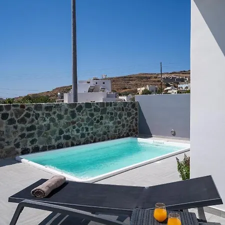 Santorossa Luxury Villas Emporio  Exterior photo