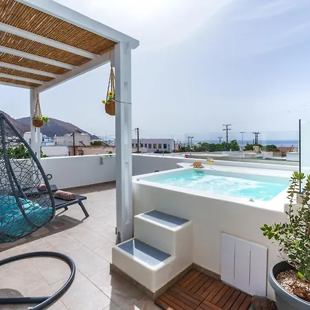 Santorossa Luxury Villas Emporio  Exterior photo