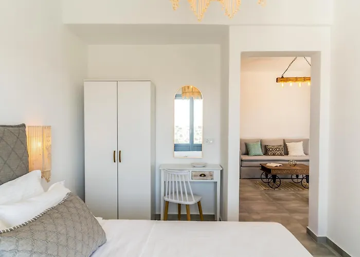 Santorossa Luxury Villas