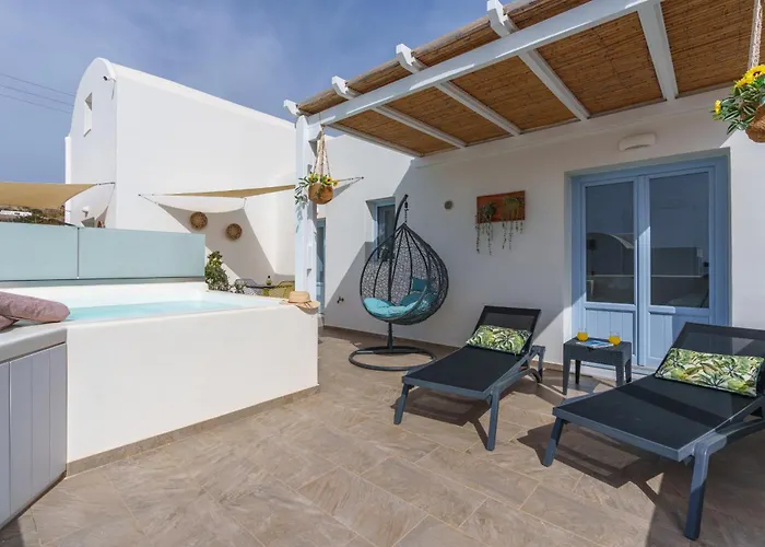Santorossa Luxury Villas