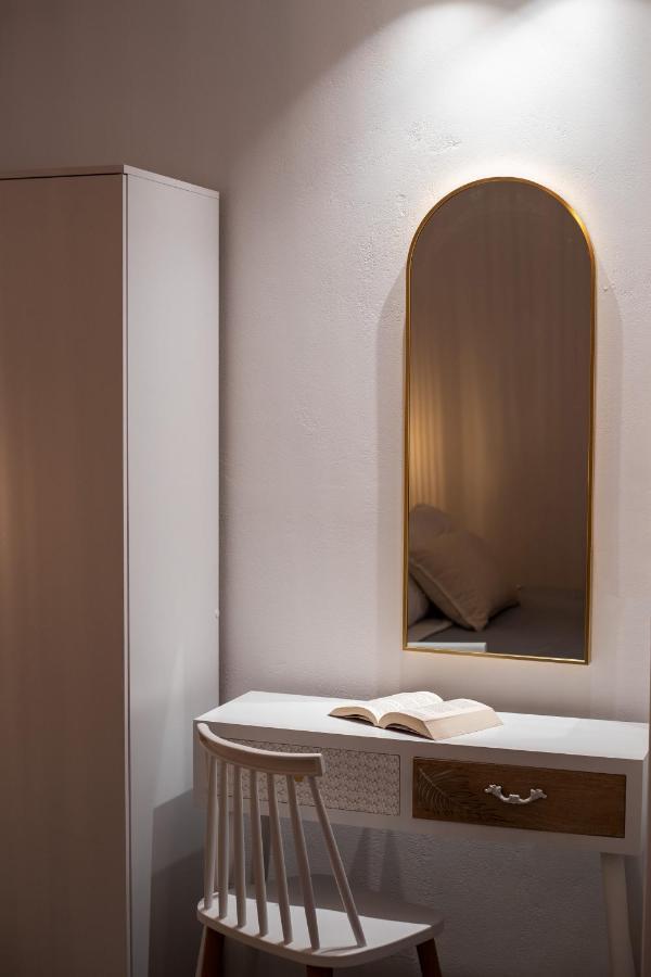 Santorossa Luxury