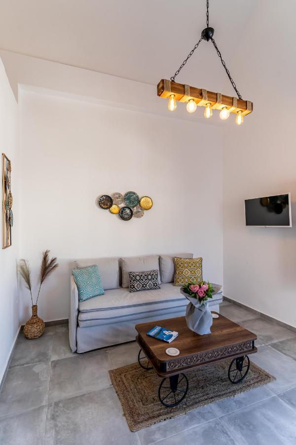 Santorossa Luxury Emporio (Santorini)