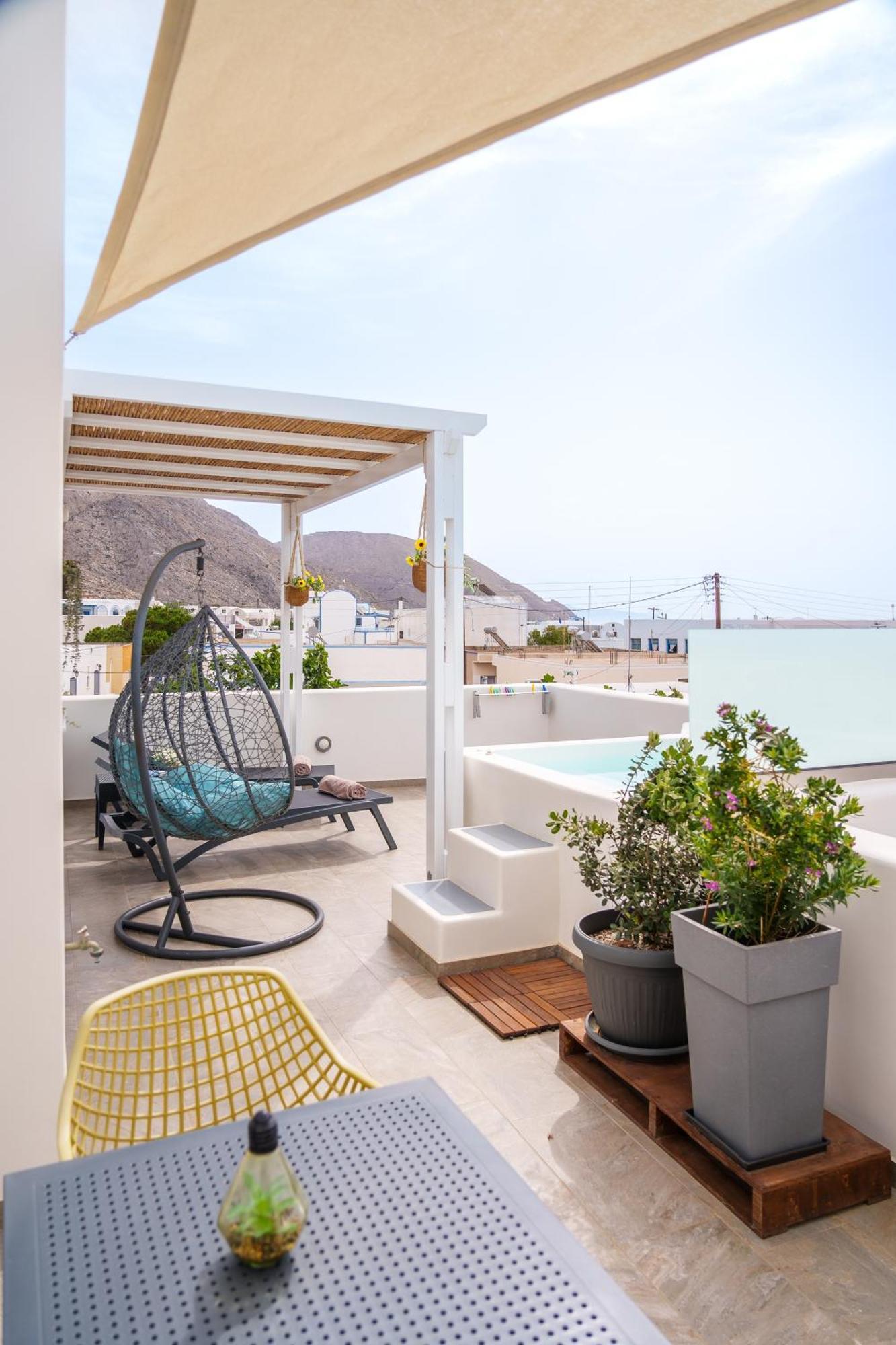 Santorossa Luxury Emporio (Santorini)
