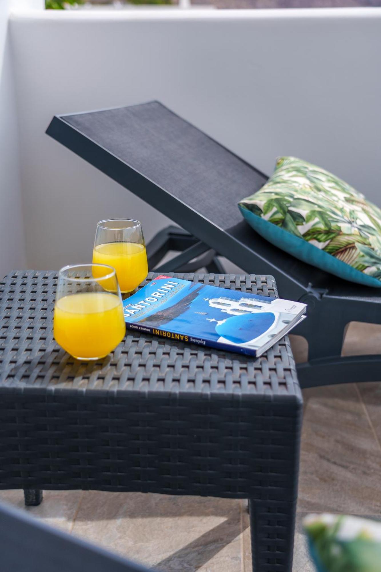 Santorossa Luxury Apartment