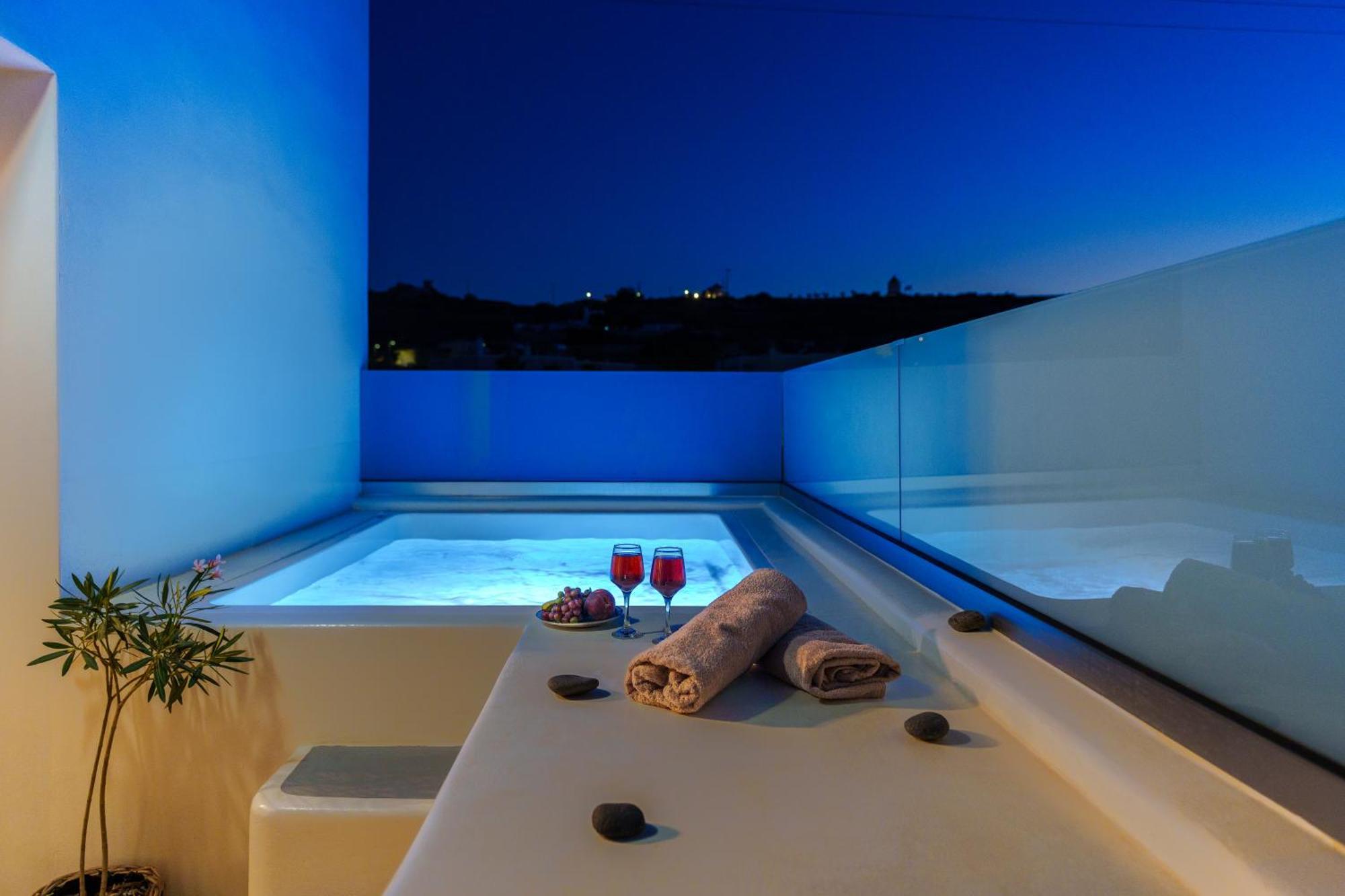 Santorossa Luxury Emporio (Santorini)